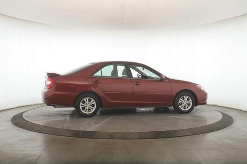 2004 Toyota Camry LE V6