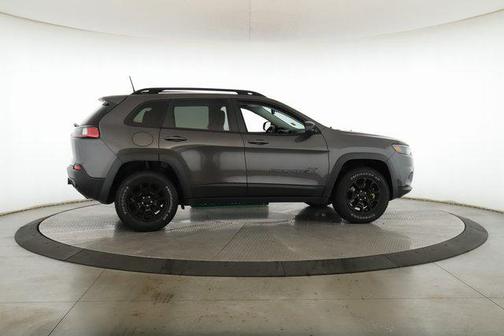 2022 Jeep Cherokee X 4x4