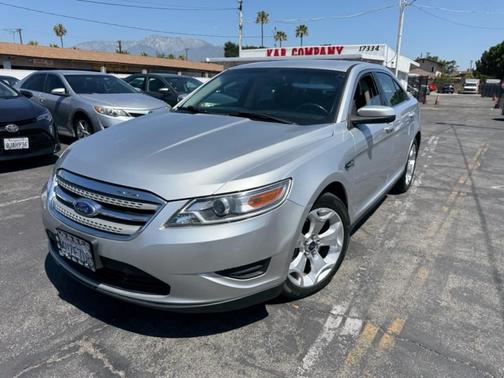 Ingot Silver Metallic 2012 Ford Taurus SEL