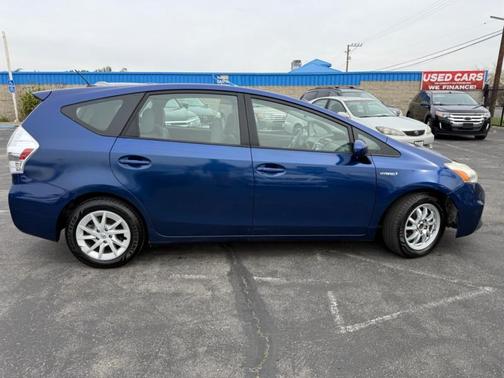 2012 Toyota Prius v Three