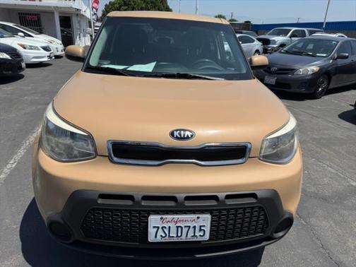 2015 Kia Soul +