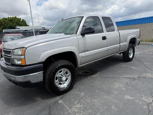 Silver Birch Metallic 2005 Chevrolet Silverado 2500 LS H/D Extended Cab