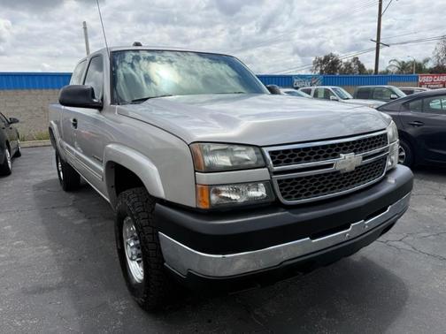 Silver Birch Metallic 2005 Chevrolet Silverado 2500 LS H/D Extended Cab