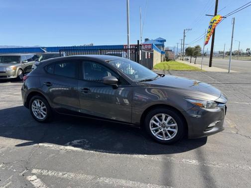 2017 Mazda Mazda3 Sport
