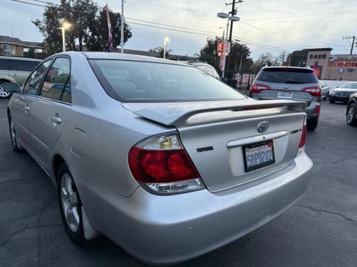 2006 Toyota Camry LE
