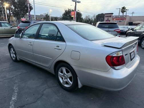 2006 Toyota Camry LE