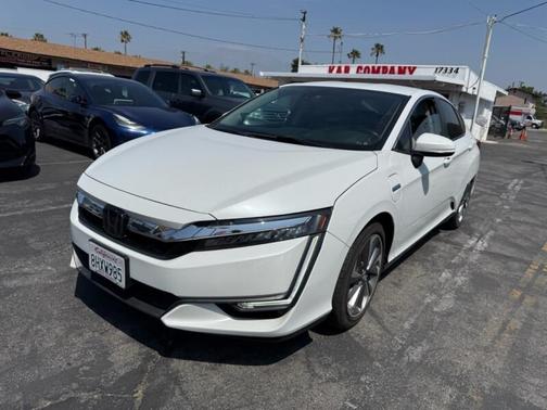 Platinum White Pearl 2018 Honda Clarity Plug-In Hybrid Touring