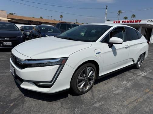 Platinum White Pearl 2018 Honda Clarity Plug-In Hybrid Touring