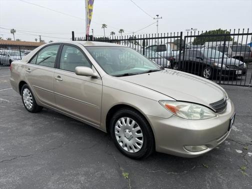 2004 Toyota Camry XLE