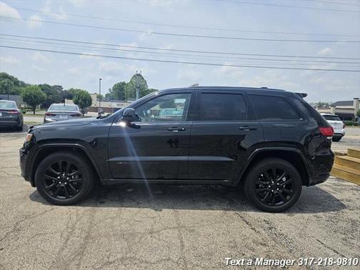 2017 Jeep Grand Cherokee Altitude