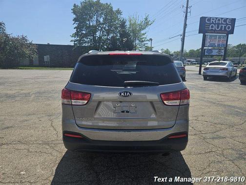 Titanium Silver 2016 Kia Sorento LX