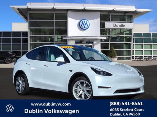 2023 Tesla Model Y Long Range