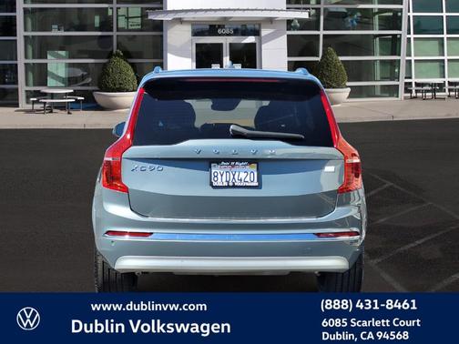 2022 Volvo XC90 Recharge Plug-In Hybrid T8 Inscription Expression 7 Passenger