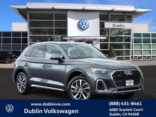 Daytona Gray Pearl Effect 2023 Audi Q5 45 S line quattro Premium