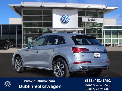 2023 Audi Q5 45 S line quattro Premium