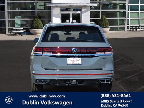 2026 Volkswagen Atlas 2.0T SEL Premium R-Line