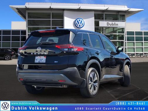 2023 Nissan Rogue SV