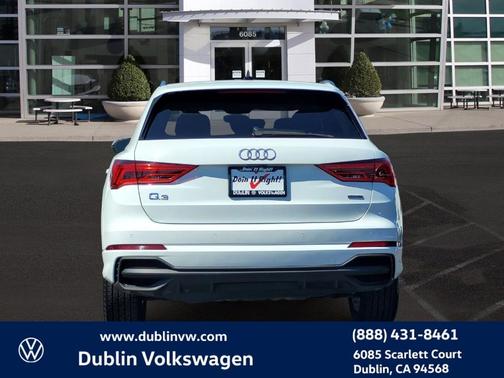 2023 Audi Q3 45 S line Premium