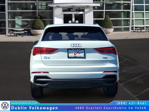 2023 Audi Q3 45 S line Premium
