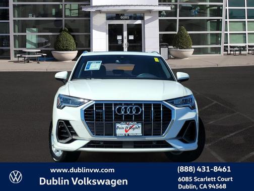 2023 Audi Q3 45 S line Premium