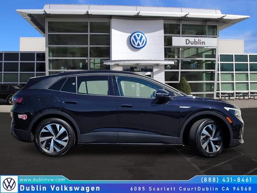 2023 Volkswagen ID.4 Pro