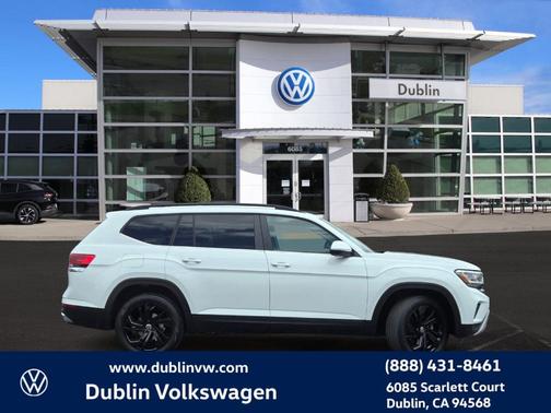 Pure White 2023 Volkswagen Atlas 2.0T SE w/Technology