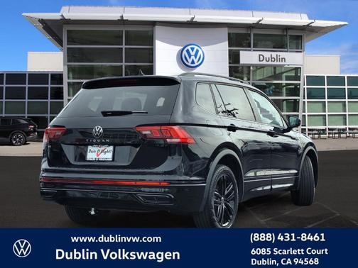 2022 Volkswagen Tiguan 2.0T SE R-Line Black