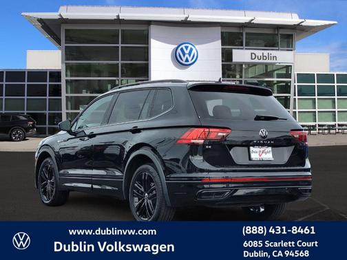 2022 Volkswagen Tiguan 2.0T SE R-Line Black