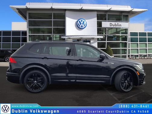 2022 Volkswagen Tiguan 2.0T SE R-Line Black