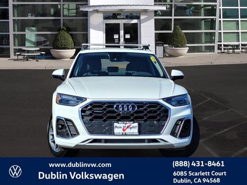 2024 Audi Q5 45 S line quattro Premium
