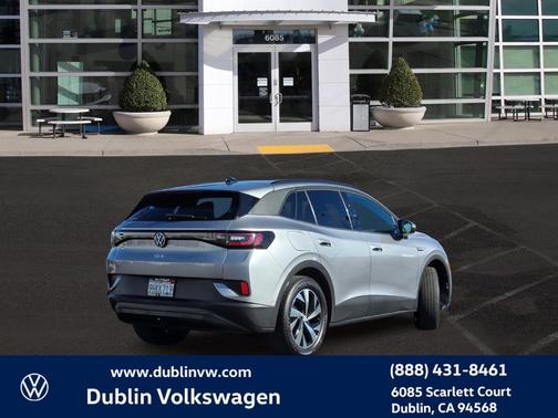 2023 Volkswagen ID.4 Pro