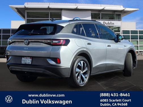 2023 Volkswagen ID.4 Pro