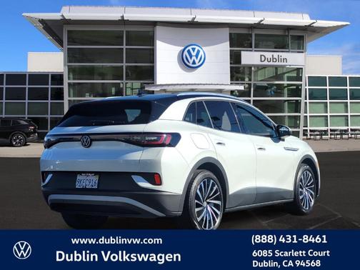2023 Volkswagen ID.4 Pro S Plus