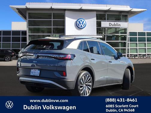 2023 Volkswagen ID.4 Pro S Plus