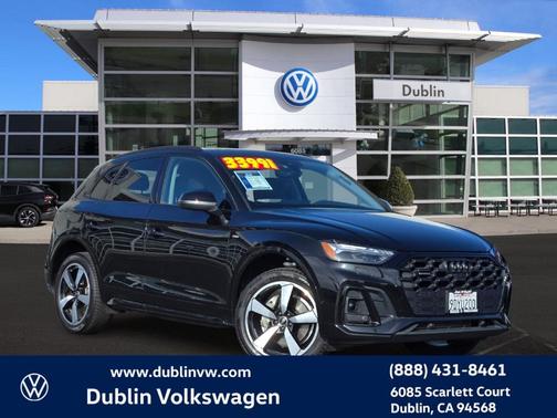 2023 Audi Q5 45 S line Prestige