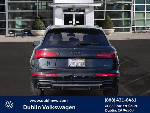 2023 Audi Q5 45 S line Prestige