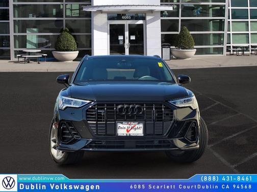 2022 Audi Q3 45 S line Premium