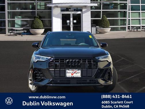 2022 Audi Q3 45 S line Premium