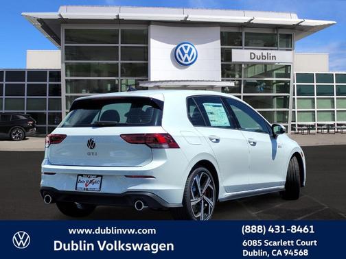 2025 Volkswagen Golf GTI 2.0T SE