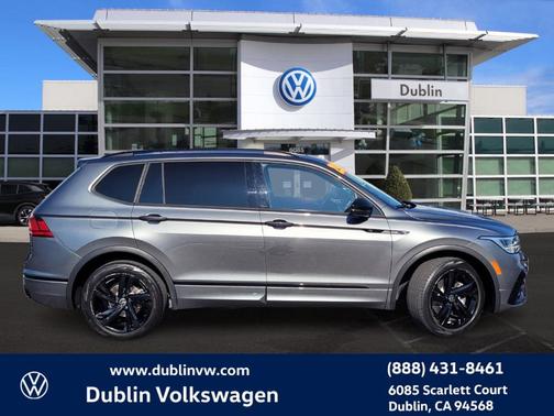 2023 Volkswagen Tiguan 2.0T SE R-Line Black