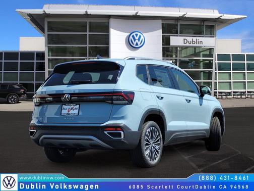 2025 Volkswagen Taos 1.5T SE