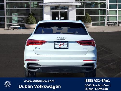 2023 Audi Q3 45 S line Premium