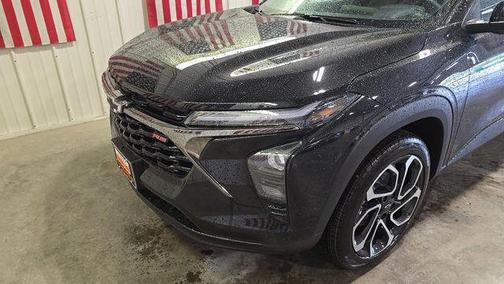 Mosaic Black Metallic 2026 Chevrolet Trax FWD 2RS