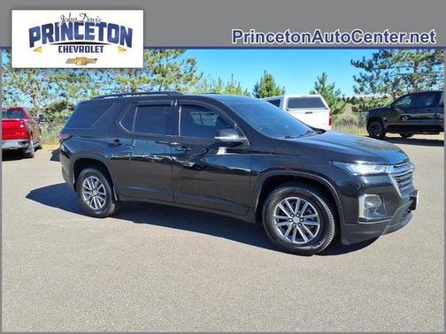 2022 Chevrolet Traverse LT Leather