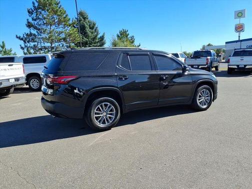 2022 Chevrolet Traverse LT Leather