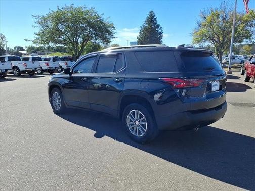 2022 Chevrolet Traverse LT Leather