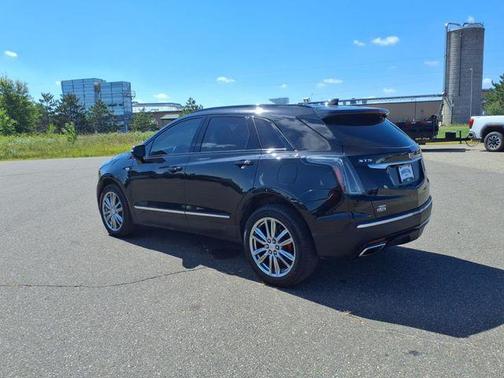 2022 Cadillac XT5 Sport