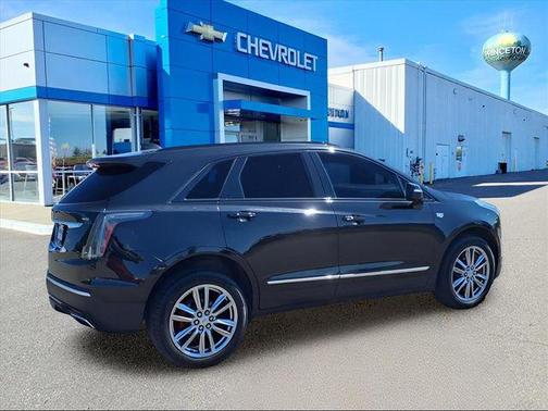 2022 Cadillac XT5 Sport