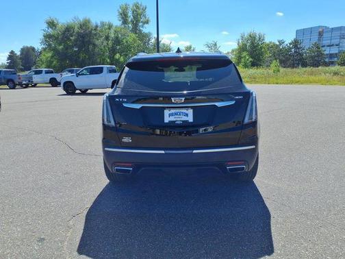 2022 Cadillac XT5 Sport