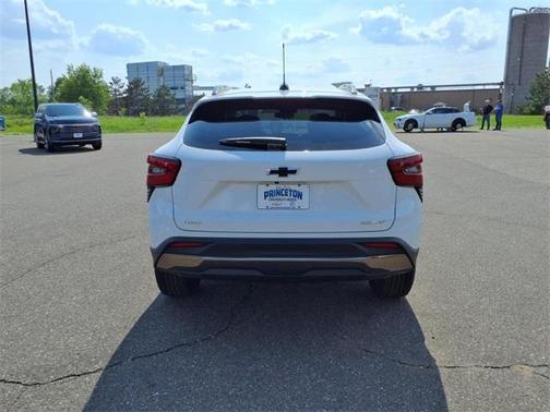 2025 Chevrolet Trax FWD ACTIV